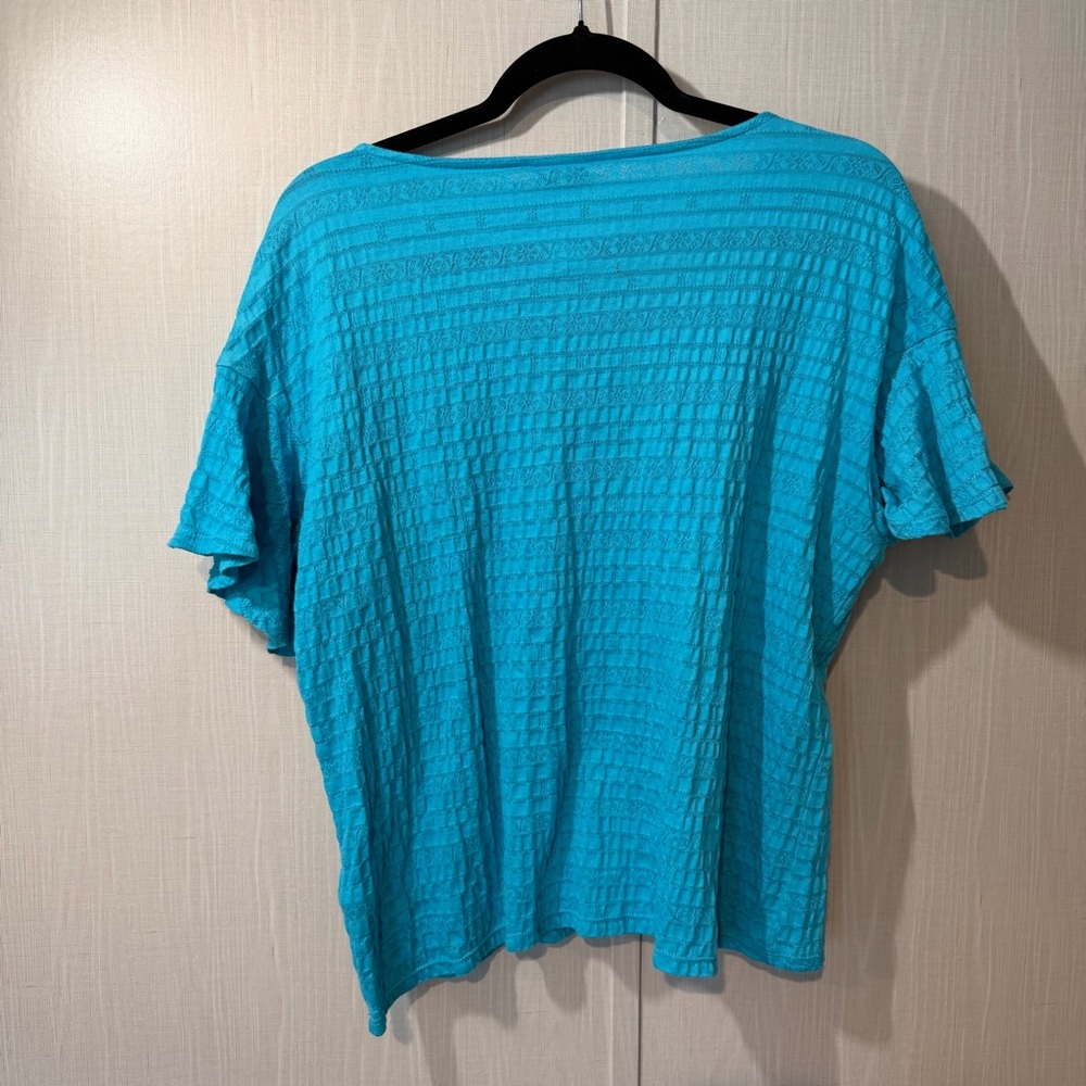 Ruby Rd. Turquoise crinkle Short Sleeve Top - Picture 4 of 7